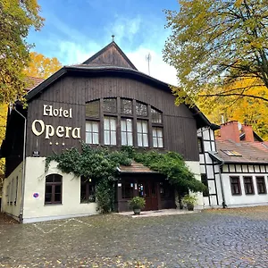 https://opera.gdanskhotel.org